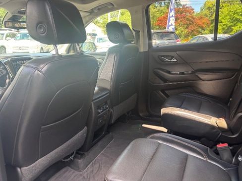 Used 2018 Chevrolet Traverse Premier w/ Redline Edition image 38