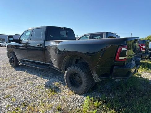 Used 2024 RAM 3500 Laramie w/ Night Edition AWD/4WD image 3