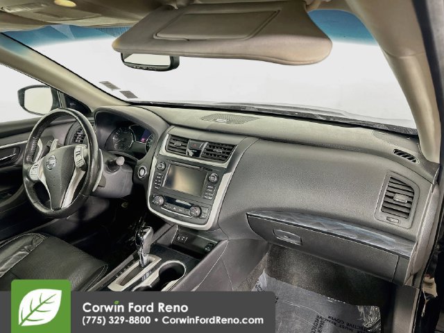 Used 2016 Nissan Altima 3.5 SL FWD image 31