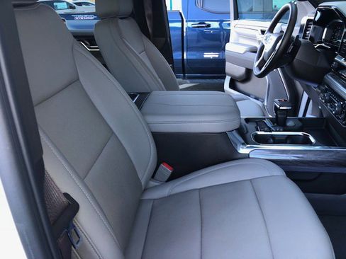 Used 2024 Chevrolet Silverado 1500 LTZ w/ Technology Package image 27