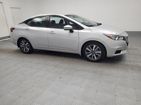 Used 2020 Nissan Versa SV FWD image 11