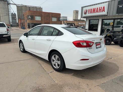 Used 2016 Chevrolet Cruze LS FWD image 8