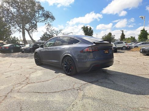 Used 2021 Tesla Model X Performance image 4