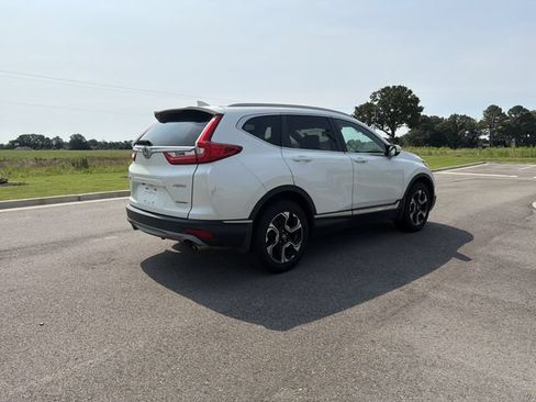 Used 2018 Honda CR-V Touring image 5
