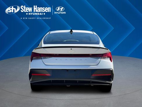 New 2026 Hyundai Elantra SEL Sport FWD image 7