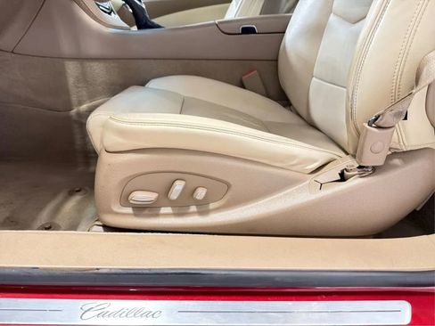 Used 2014 Cadillac ELR Coupe 2D w/ Luxury Package image 22