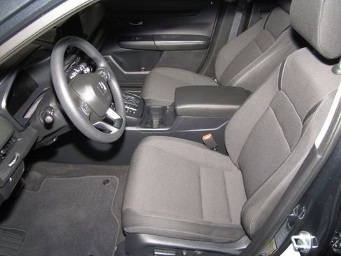 Certified 2023 Honda CR-V EX image 9