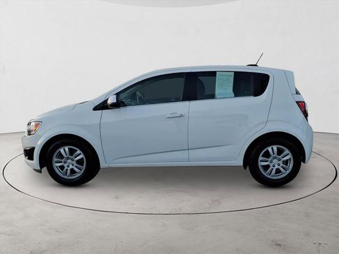 Used 2016 Chevrolet Sonic LT image 8