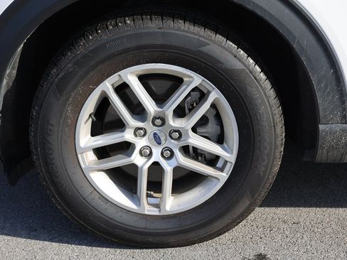 Certified 2025 Ford Explorer Active image 11