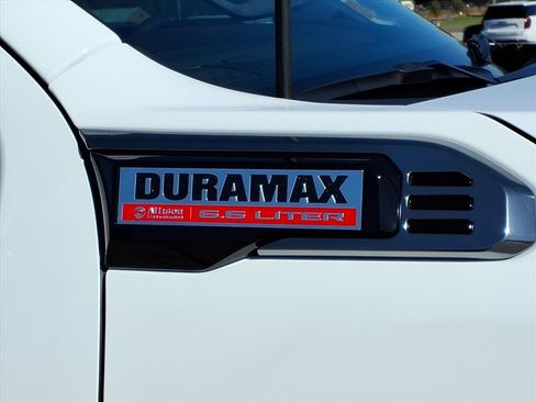 Used 2026 GMC Sierra 2500 AT4 w/ AT4 Premium Plus Package image 5