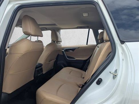 Used 2023 Toyota RAV4 XLE Premium image 13