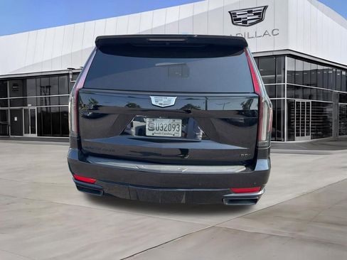 Used 2022 Cadillac Escalade Sport Platinum w/ LPO, ONYX Package AWD/4WD image 13