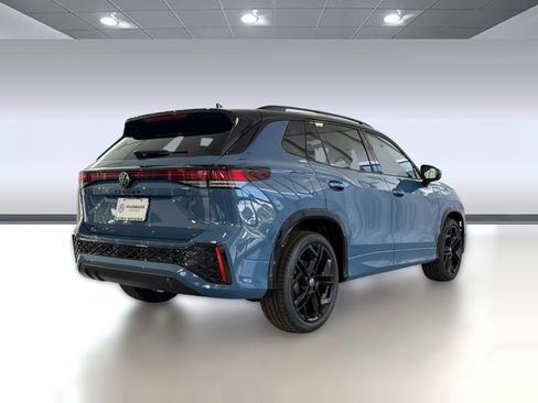 New 2026 Volkswagen Tiguan SE R-Line FWD image 9