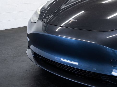 Used 2022 Tesla Model 3 Long Range AWD/4WD image 10