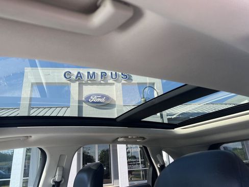 Used 2015 Ford Edge SEL w/ Equipment Group 201A AWD/4WD image 11