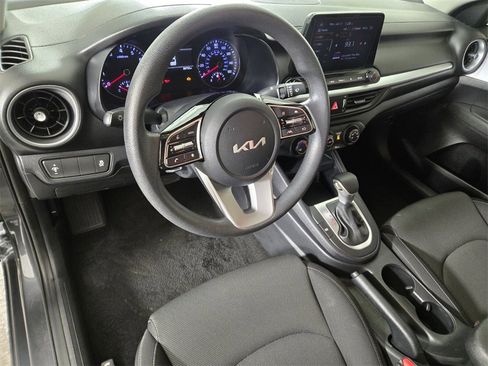Used 2024 Kia Forte LXS image 15