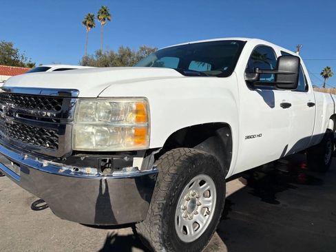 Used 2011 Chevrolet Silverado 3500 W/T image 10