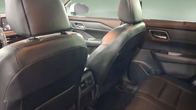Used 2021 Nissan Rogue SV w/ Premium Package FWD image 23