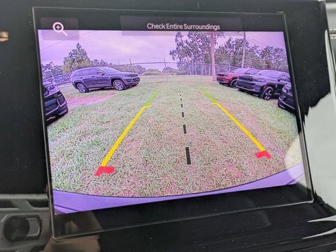 New 2025 Jeep Grand Cherokee Altitude image 19