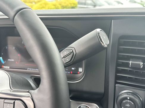 Used 2025 Ford F450 Platinum image 27