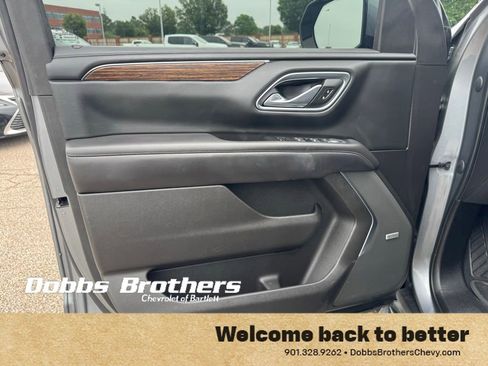 Used 2021 Chevrolet Tahoe High Country RWD image 12