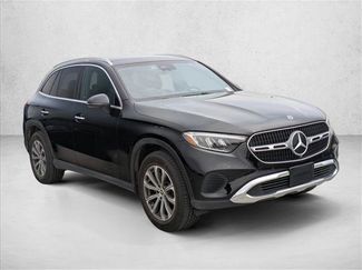 Used 2025 Mercedes-Benz GLC 300 4MATIC video 3