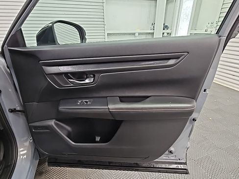Used 2024 Honda CR-V Sport image 38