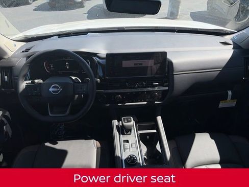 New 2026 Nissan Pathfinder Platinum image 14