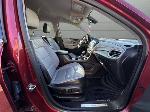 Used 2019 Chevrolet Equinox Premier image 36