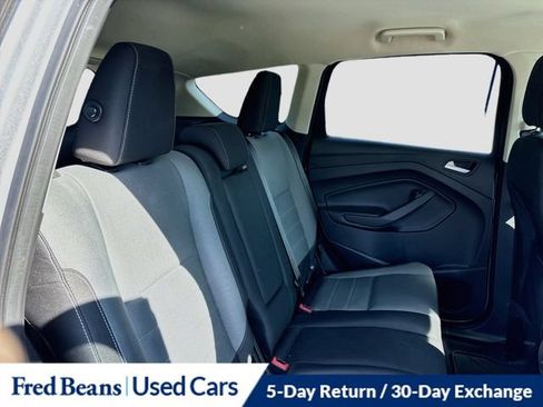 Used 2016 Ford Escape SE w/ SE Cold Weather Package AWD/4WD image 33