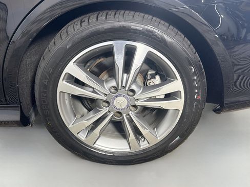 Used 2016 Mercedes-Benz E 350 Sedan image 36