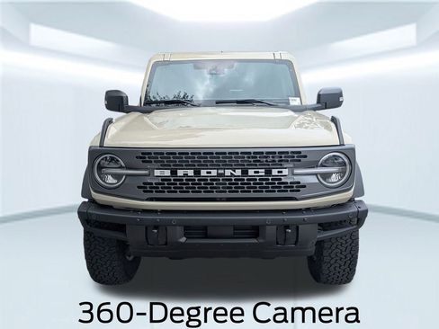 New 2025 Ford Bronco Badlands image 12