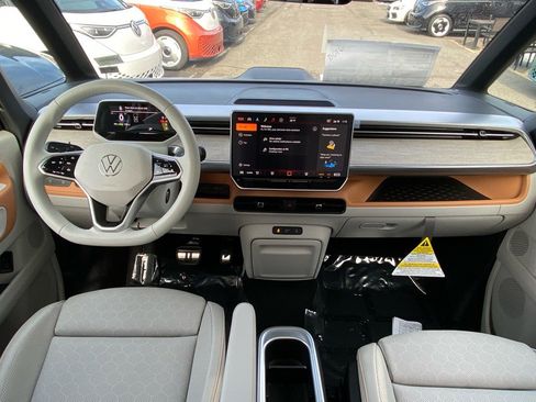 New 2025 Volkswagen ID. Buzz 1st Edition image 7