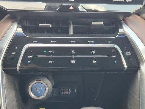 Used 2021 Toyota Venza Limited w/ Advanced Technology Package AWD/4WD image 14