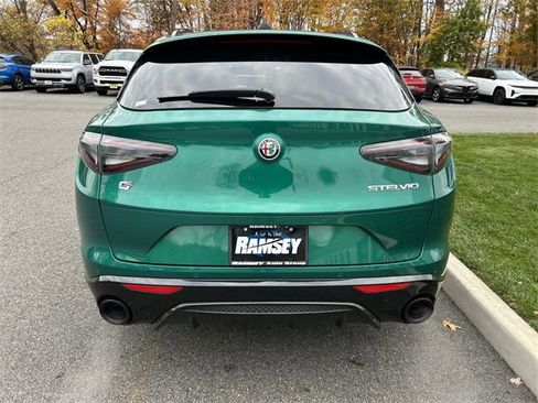 New 2025 Alfa Romeo Stelvio Sprint image 7
