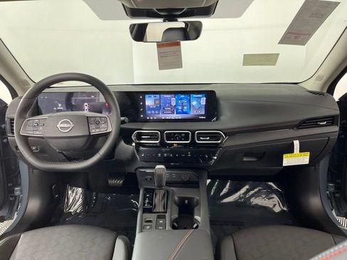 New 2026 Nissan Sentra SR w/ SR Premium Package FWD image 39