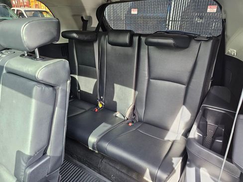 Used 2025 Toyota Grand Highlander AWD Hybrid image 18