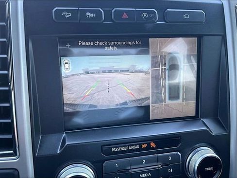 Used 2017 Ford F150 Lariat w/ Equipment Group 502A Luxury image 15