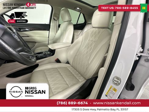 Used 2022 Buick Envision Avenir w/ Technology Package II image 15