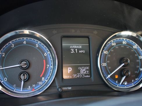 Used 2019 Toyota Corolla LE FWD image 21