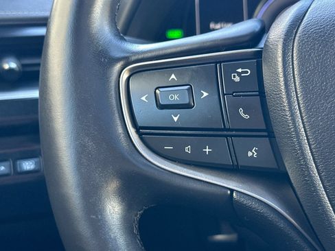 Used 2024 Lexus UX 250h F Sport FWD image 26