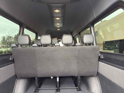 Used 2023 Mercedes-Benz Sprinter 2500 image 70