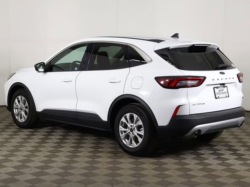 Used 2023 Ford Escape Active FWD image 8