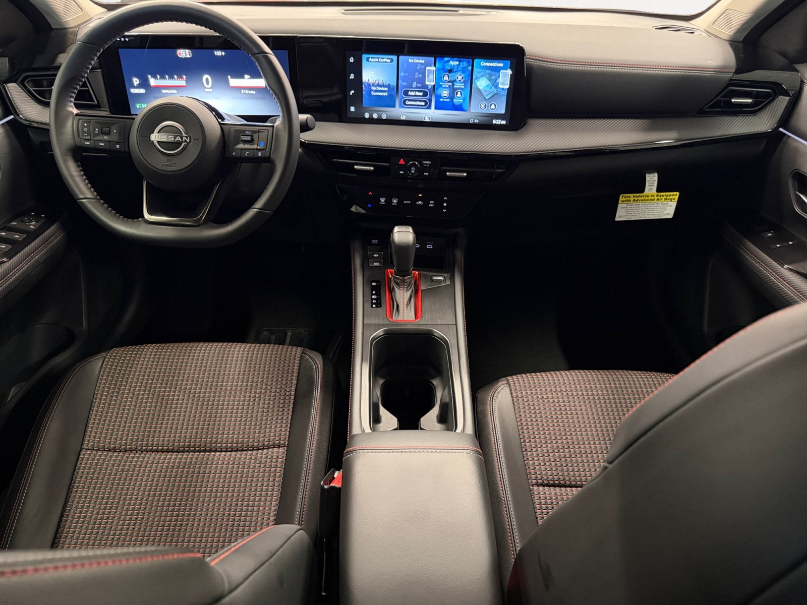 Used 2026 Nissan Kicks SR FWD image 3