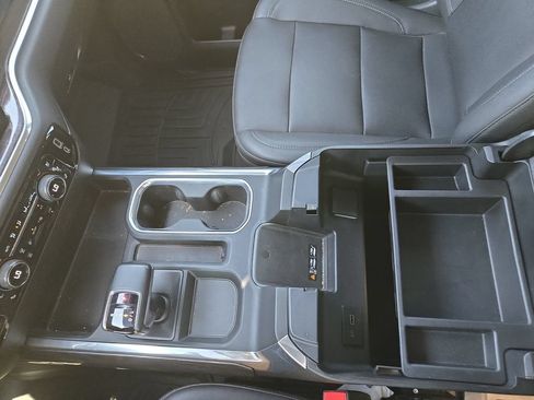 Used 2023 Chevrolet Silverado 1500 LTZ w/ LTZ Convenience Package II AWD/4WD image 27