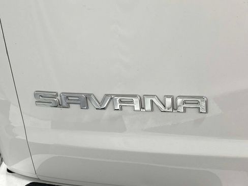 Used 2024 GMC Savana 2500 w/ Driver Convenience Package RWD image 9