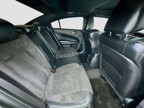Used 2016 Dodge Charger R/T image 19