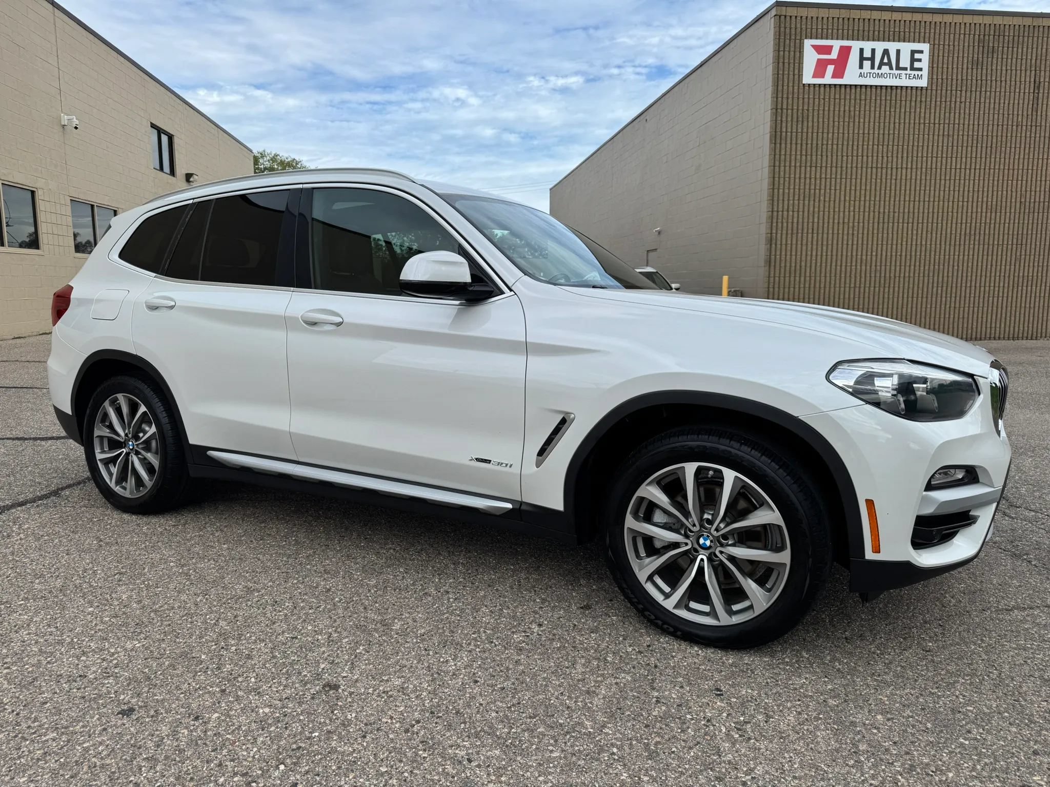 Used 2018 BMW X3 xDrive30i AWD/4WD image 12
