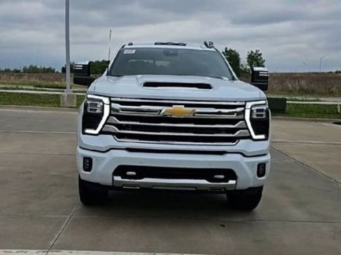 New 2026 Chevrolet Silverado 2500 High Country AWD/4WD image 3