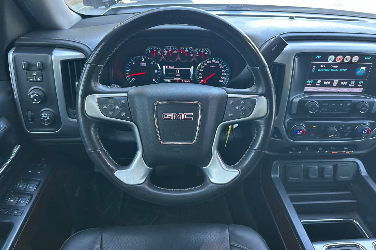 Used 2018 GMC Sierra 1500 SLT w/ SLT Premium Package AWD/4WD image 16
